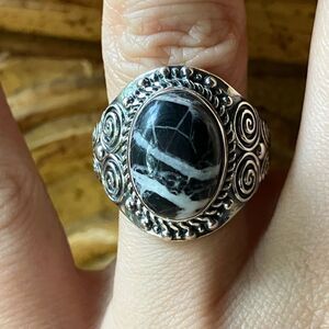 Natural White Buffalo Sterling Silver Ring Size 7